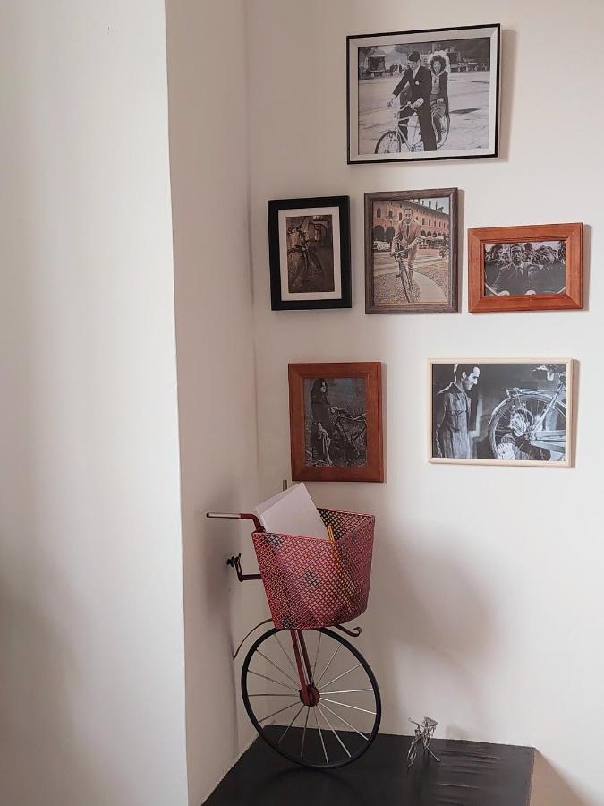 Trastevere In Bike - Con Wi-Fi E Ac Rome Bagian luar foto