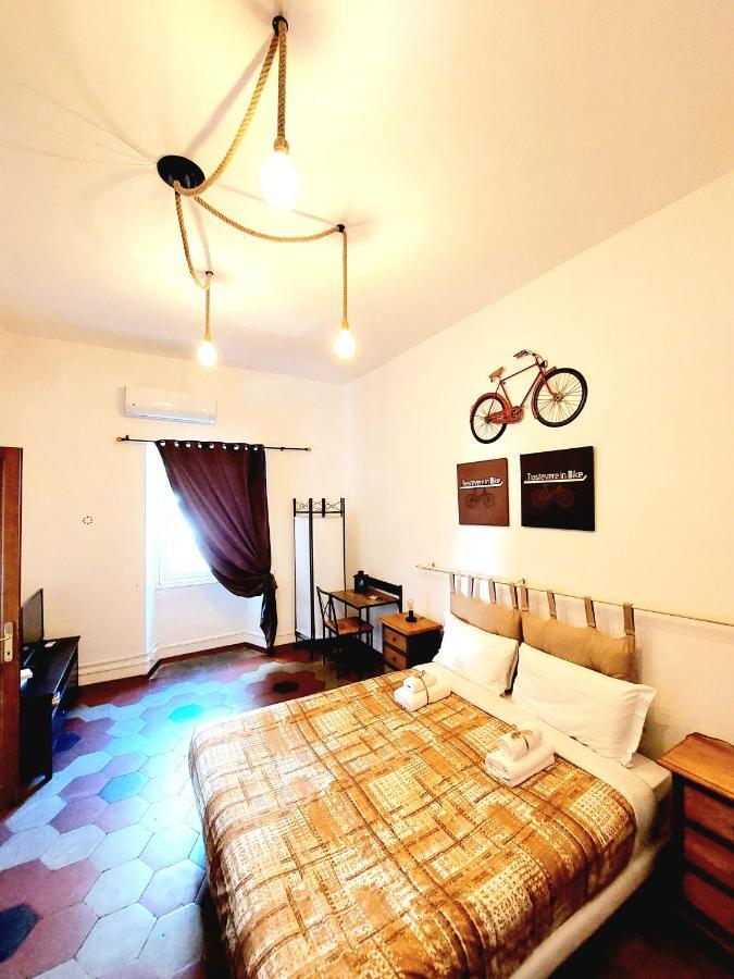 Trastevere In Bike - Con Wi-Fi E Ac Rome Bagian luar foto